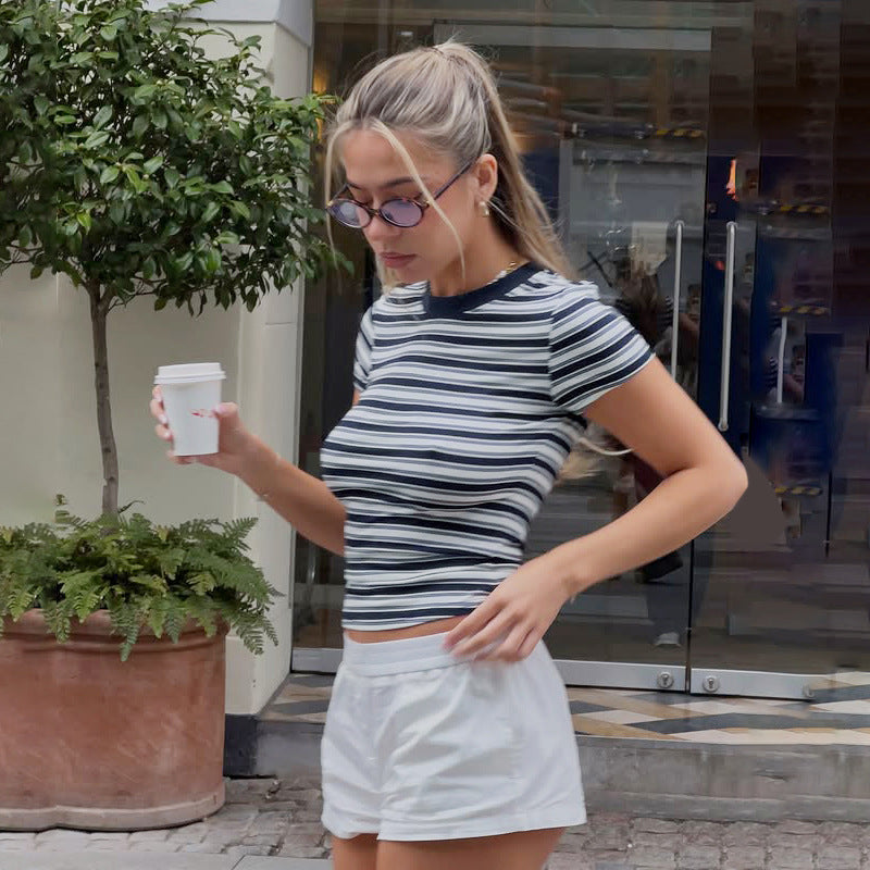 Dame figur-tight stribet T-Shirt med rund halsudskæring Skovae