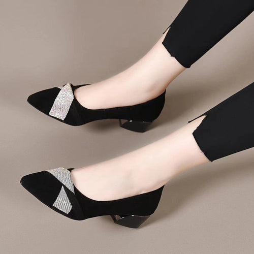 Dame elegante pumps med glitrende accenter og komfortabel blokhælhæl Stilla