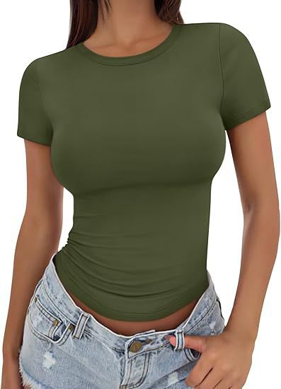 Dame figursyet kortærmet T-shirt lavet af elastisk materiale Skovae