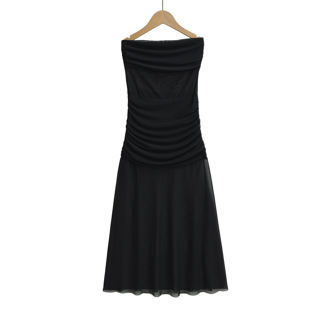 Dame Elegant Maxikjole med svajende nederdel og raffineret drapering-design Stilla