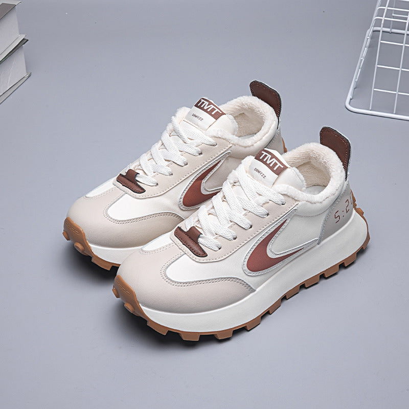 Dame Sporty Sneakers med blødt for og skridsikker sål Stilla