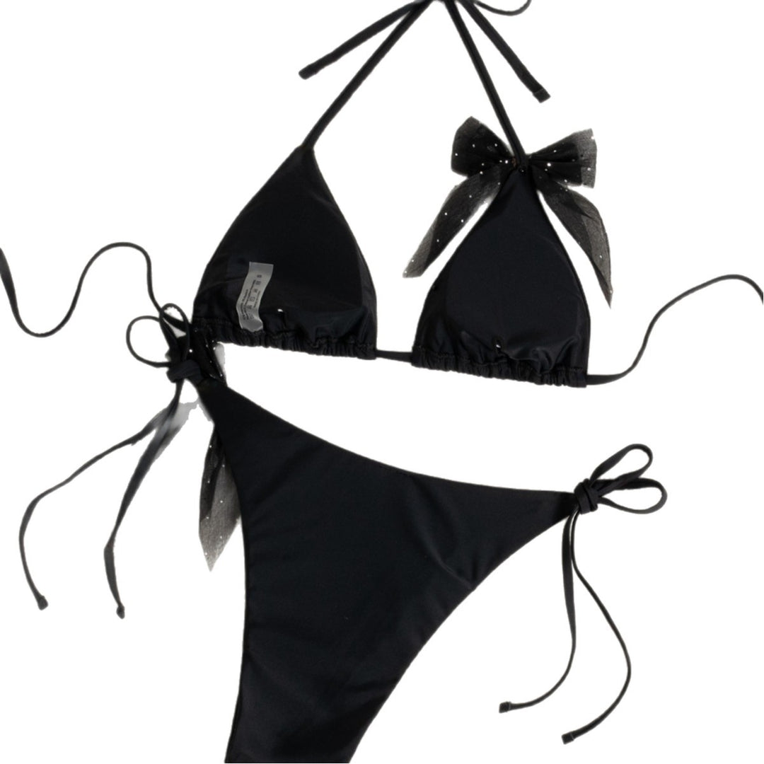 Dame triangel-bikini med legende sløjfedetaljer og trendy bindebånd Skovae