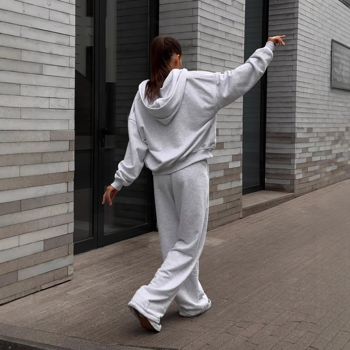 Kvinders afslappede oversized sweatshirt og bredskårne joggers sæt Skovae