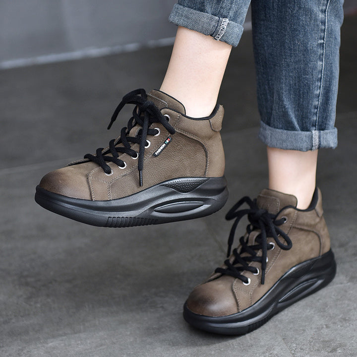 Dame Høj Sneakers med fleksibelt dæmpningssystem og skridsikker sål Stilla