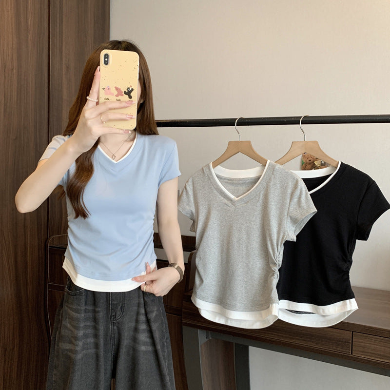 Femme V-udskæring Klassisk T-shirt med kontrastkant Stilla