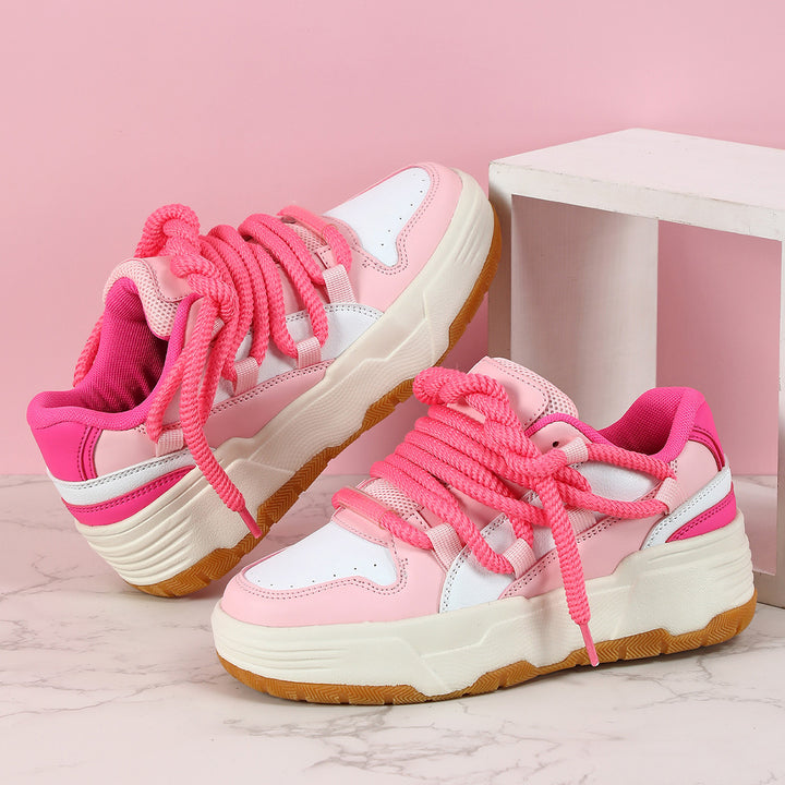 Dame Sporty Plateau-Sneakers Stilla