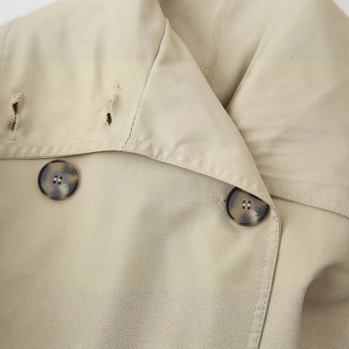 Kvinders fashionable trench coat jakke med bred krave og bælte detalje Stilla