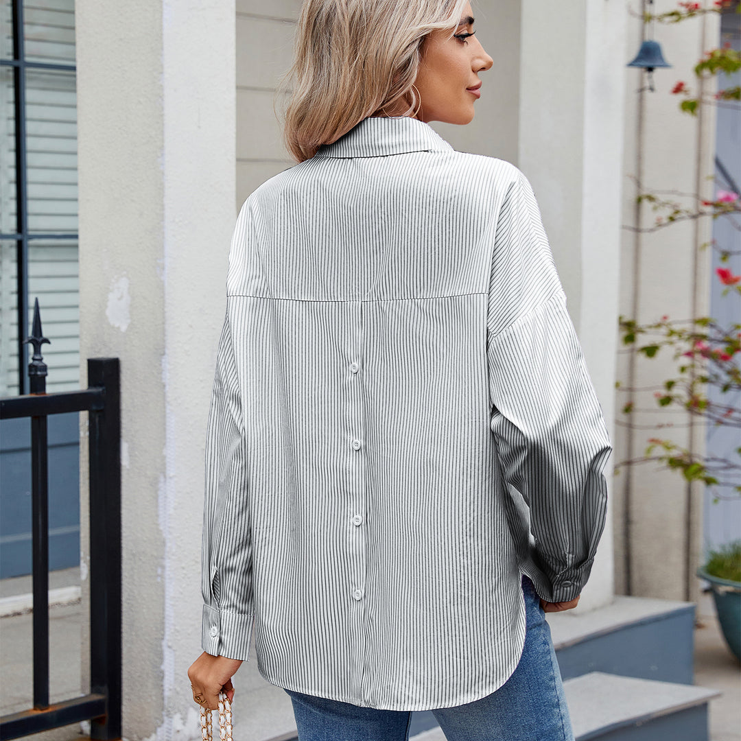 Dame stribet bluse med elegant pasform og moderne snit Stilla