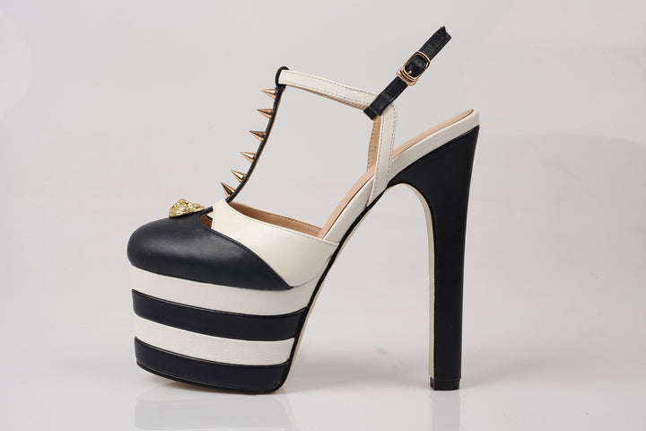 Femme Strappy Plattform Højhælede Sandaler med Spike-Accenter Stilla