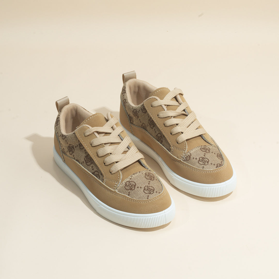 Dame sneakers med stilfuldt monogram-design og komfortabel sål Stilla