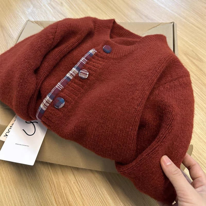 Dame cardigan med ternet mønster og elegante knapdetaljer Stilla