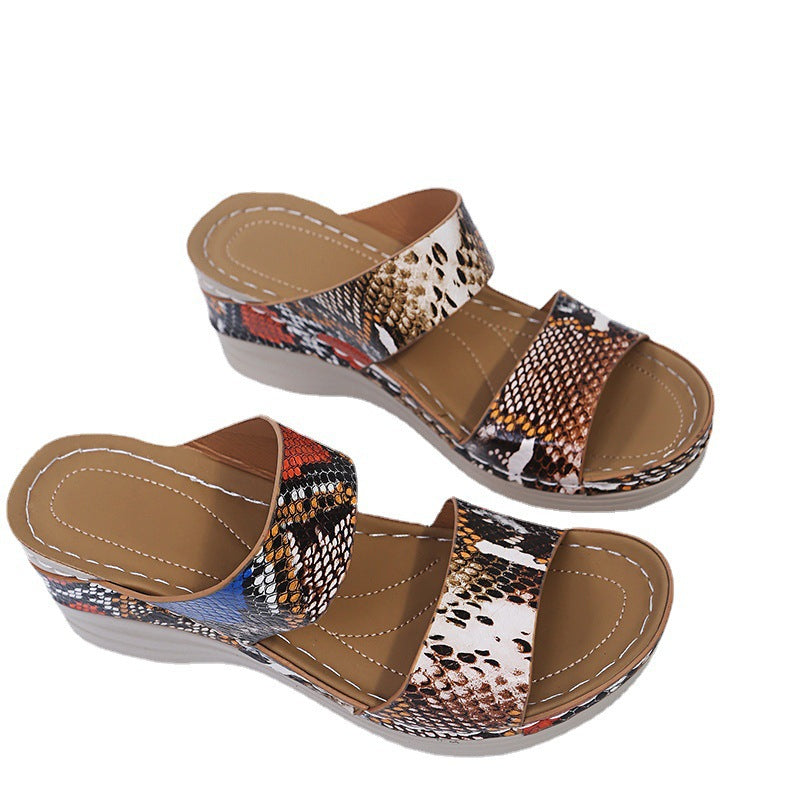 Dame Wedge-sandaler med blomsterdesign og polstret sål Stilla