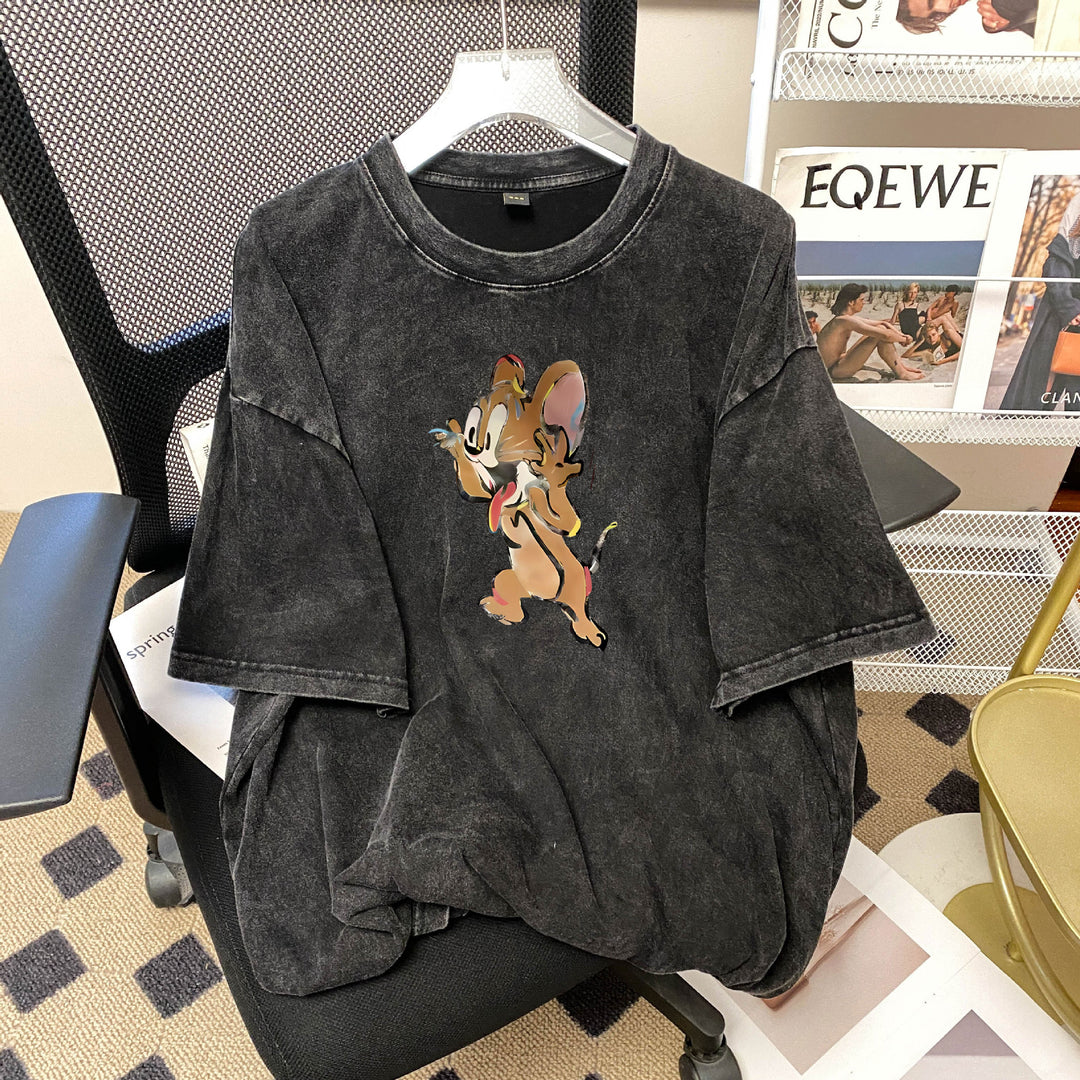 Dame T-shirt med trendy cartoon-motiv og afslappet oversized-snit Stilla