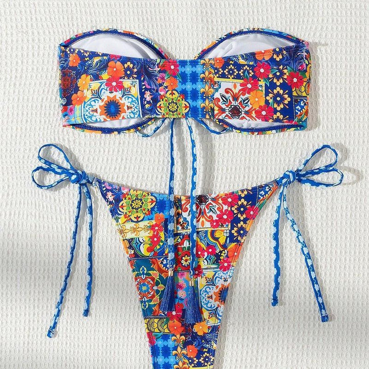 Dame Bandeau-bikini-sæt med legende design og udsøgte detaljer Stilla