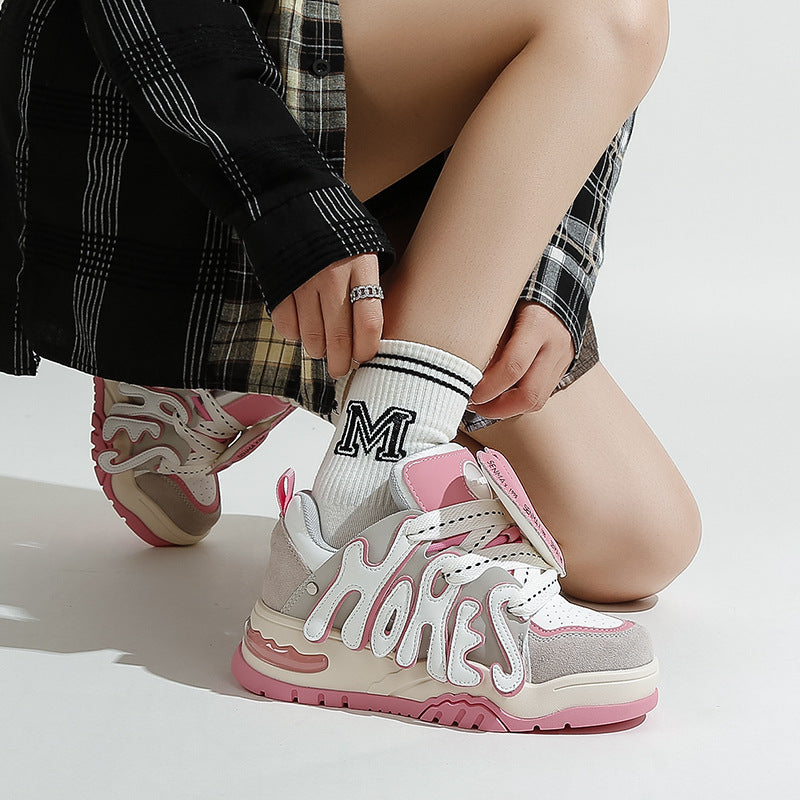 Dame Sporty Sneakers med unikt design og åndbart overmateriale Stilla