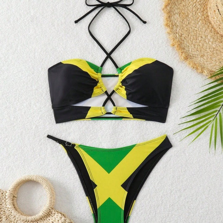 Dame bikini med trendy krydset top og høj benudskæring Skovae