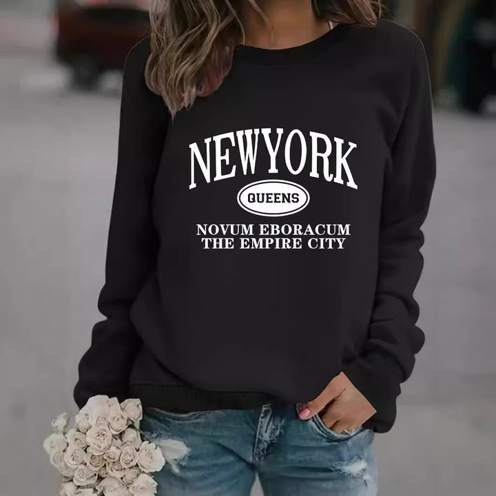 Kvinders sweatshirt med stilfuld New Yorker tekst Stilla