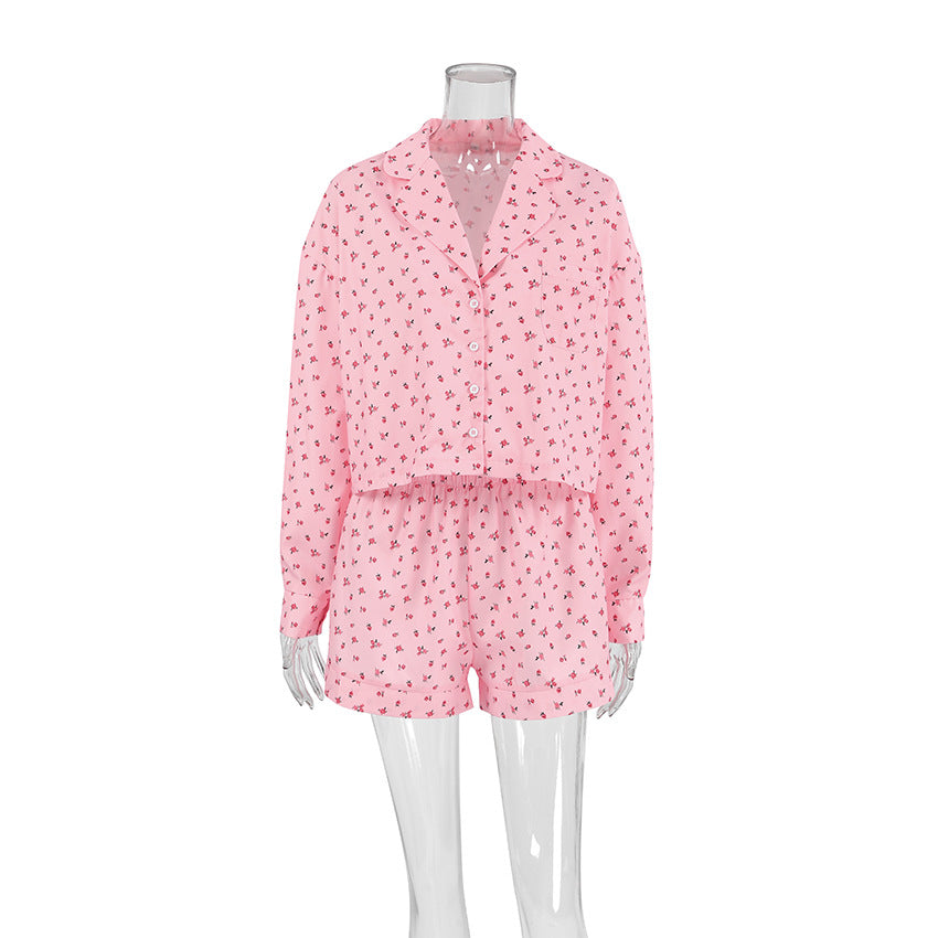 Dame pyjamasæt med blomsterprint og løs pasform Stilla