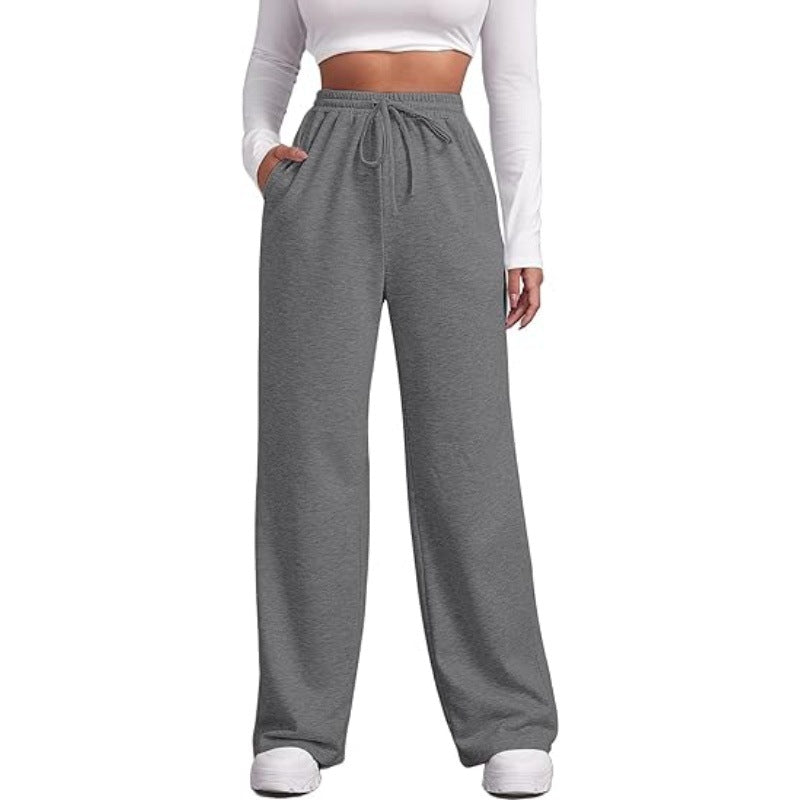 Kvinders løstsiddende fritidsshorts lavet af komfortabelt sweats materiale Skovae