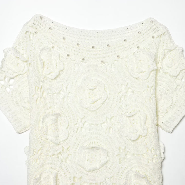 Dame spids T-shirt med luksuriøs blomsterbroderi og dekorative perler Skovae