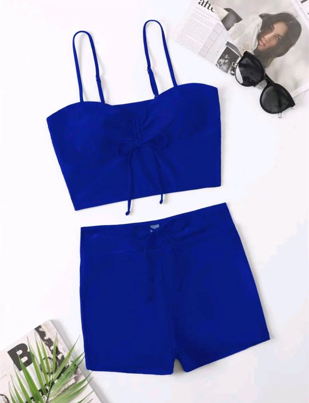Dame Sporty bikini sæt med crop top og shorts Skovae