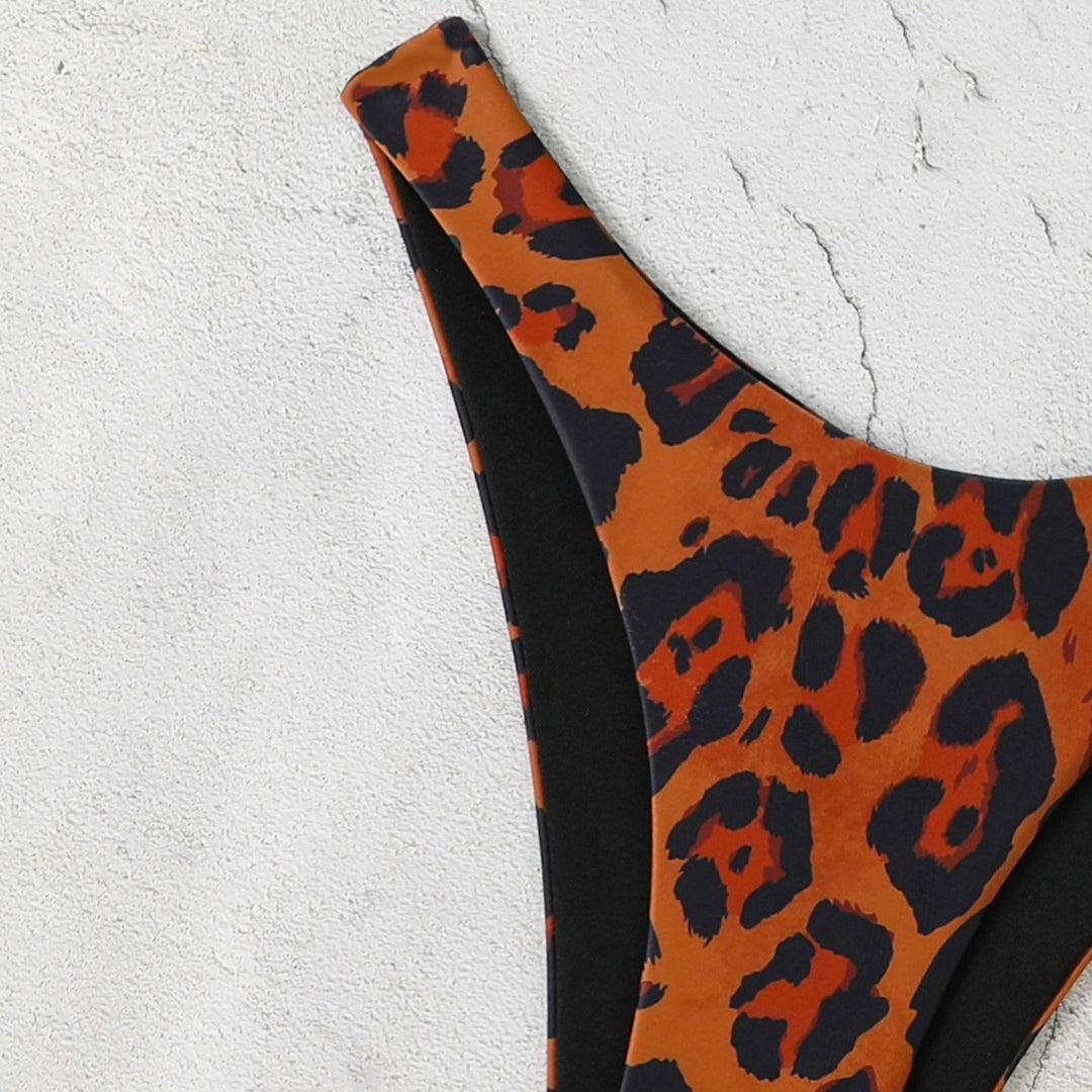 Dame triangel-bikini med højskåret underdel og dyreprint Skovae