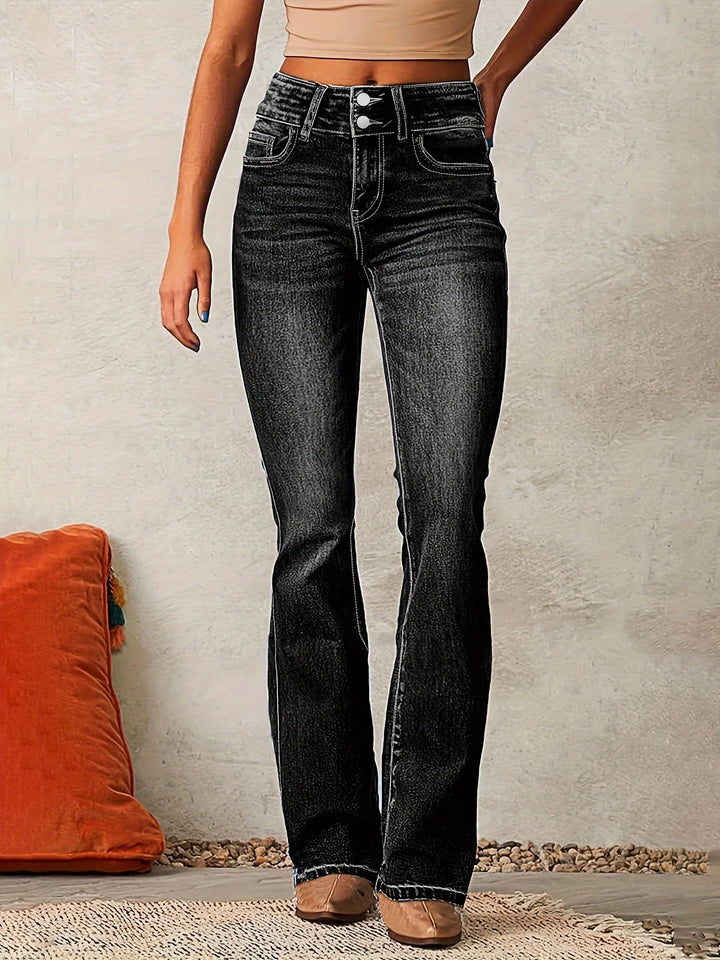 Dame Højskåret Flared Jeans med figurformende snit og fashionable knapdetaljer Stilla
