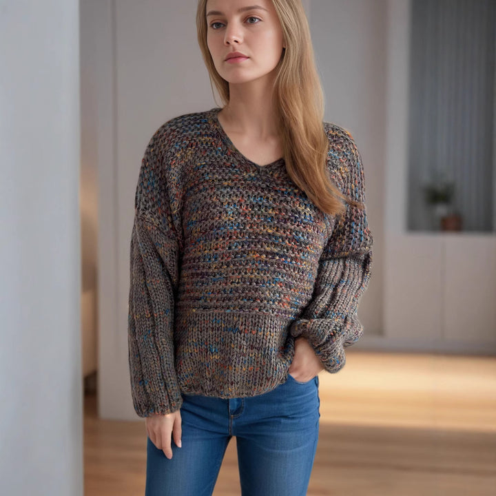 Kvinders afslappede strikket sweater med en løs pasform og elegante ærmekanter Stilla