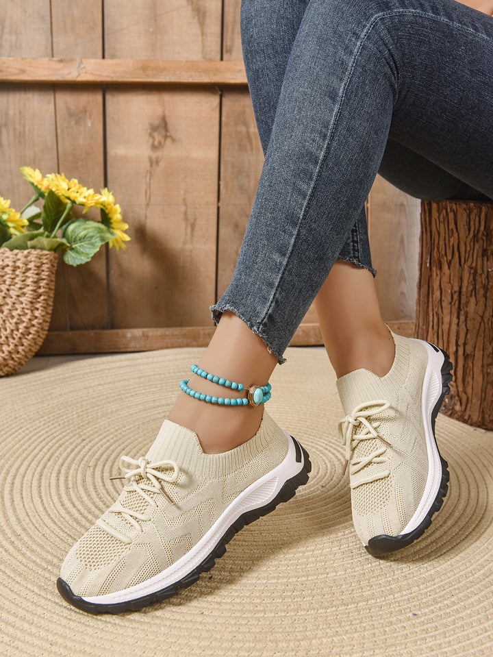Dame Sporty Sneakers med åndbar strik-overflade og skridsikker sål Stilla
