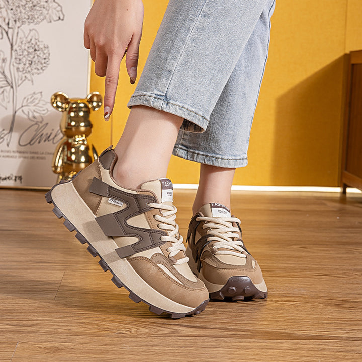 Dame Sporty Sneakers med støddæmpende såleprofil og innovativ overfladestruktur Stilla