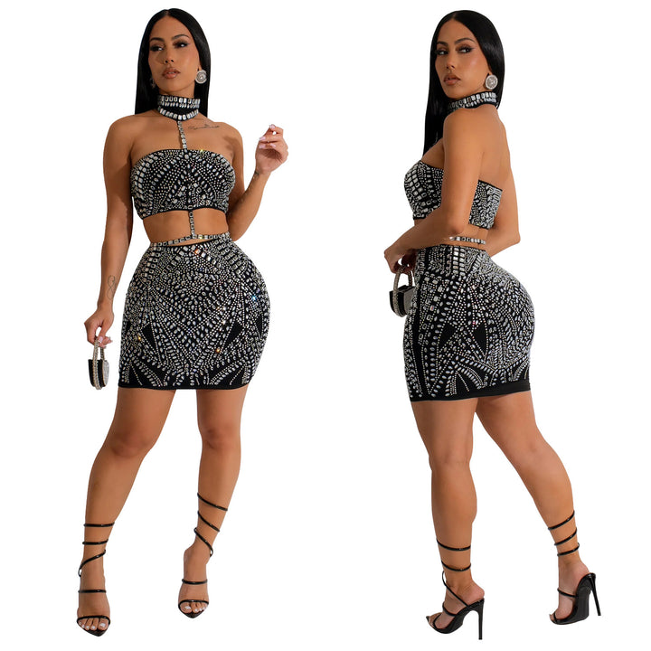 Dame Funklende To-delt Sæt med Crop-Top og Mini-Nederdel med Rhinestone-Applikationer Stilla