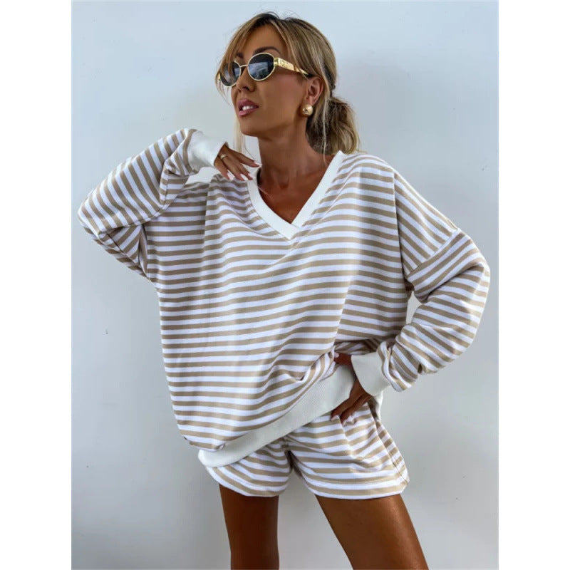 Dame fritids-loungewear-sæt med stribet design og afslappet snit Stilla