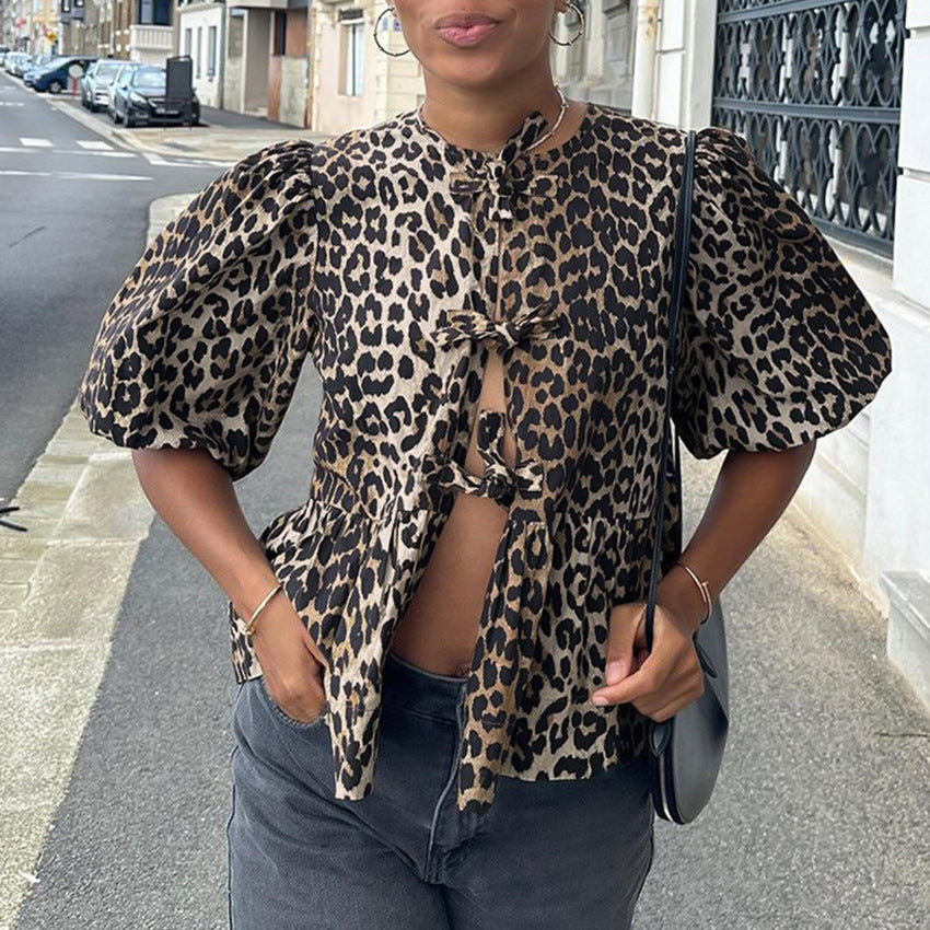 Dame skjorte med leopardmønster og voluminøse ærmer Stilla