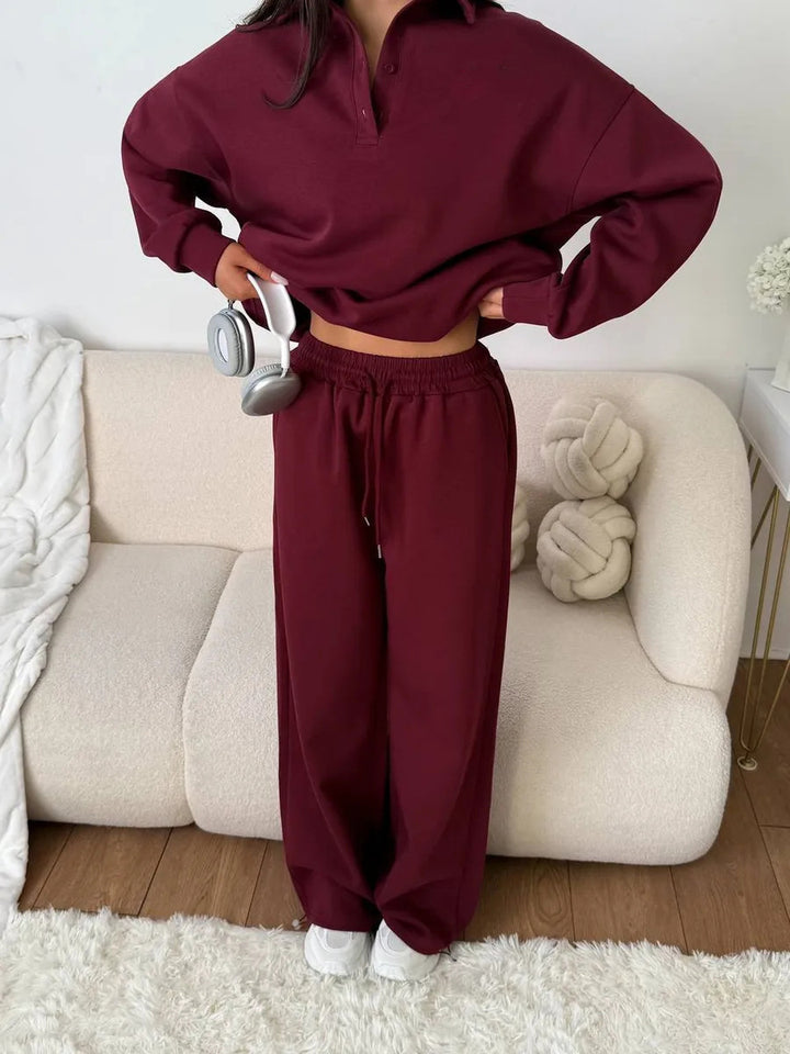 Kvinders sporty loungewear sæt med høj krave og vid skæring Skovae