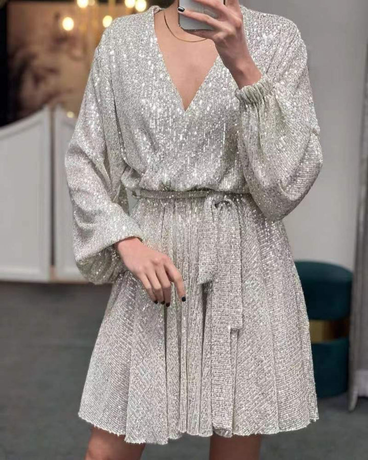 Dame Glamourøst Paillet-Kjole med dyb V-udskæring og ærmeløst Design Stilla