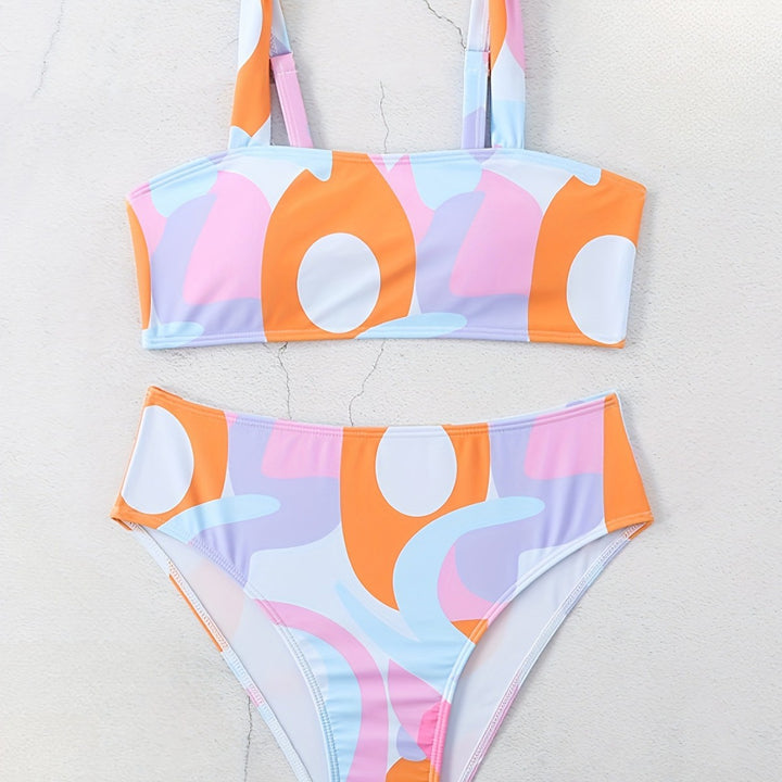 Dame bikini-sæt med moderne grafisk design og brede stropper Skovae