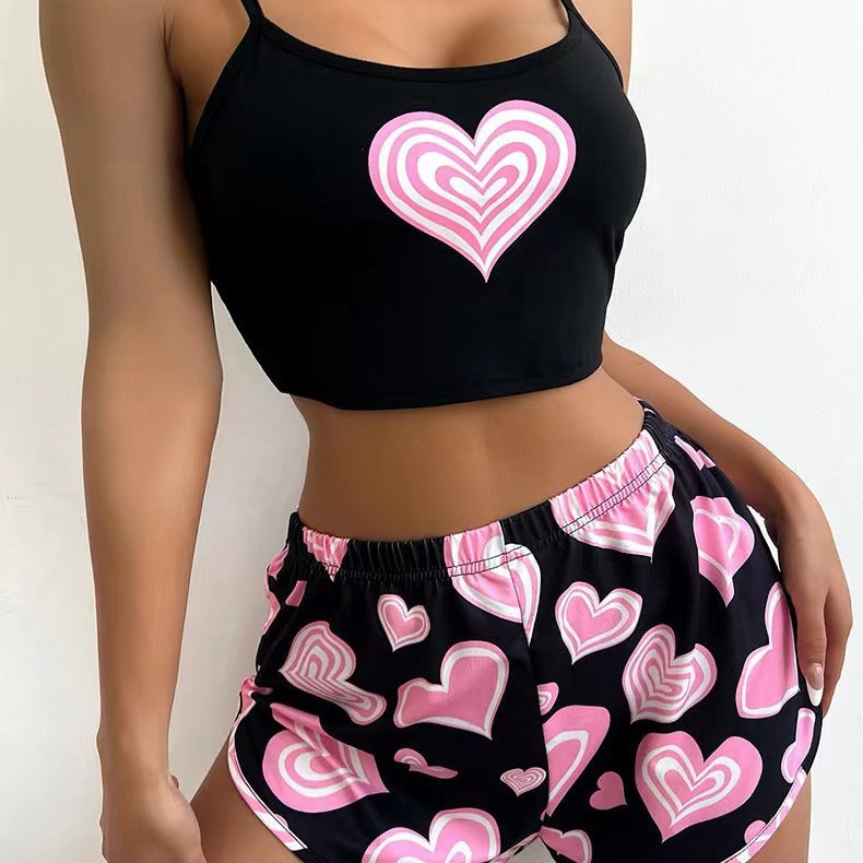 Dame fritids-crop-top og shorts sæt med kærligt hjerte-motiv Stilla