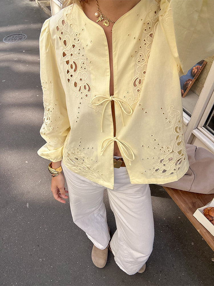 Dame Broderie Anglaise Bluse med voluminøse ærmer Stilla