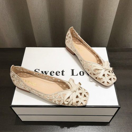 Dame luftige Ballerinas med moderne rem-design og elegant sløjfe-applikation Stilla