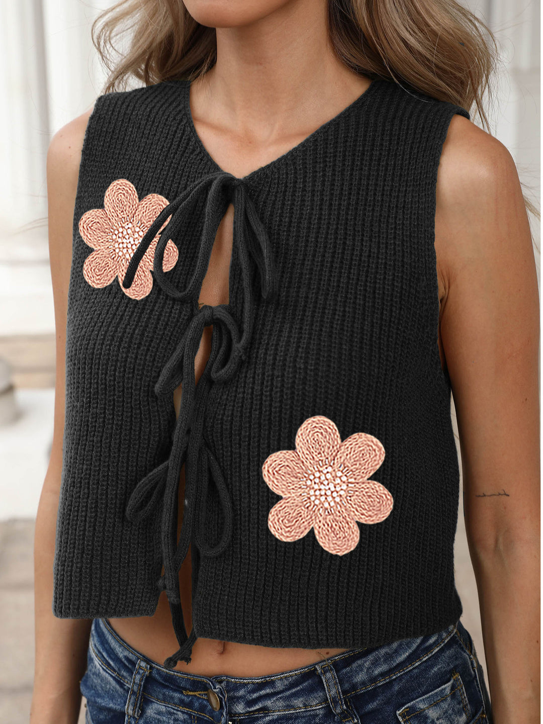 Dame cropped striktop med blomstermotiv og bånd Skovae