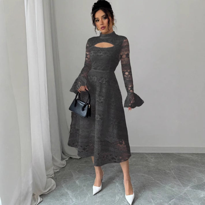 Dame Midi-kjole med unikt cut-out-design og pufærmer Stilla