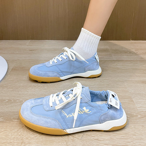 Dame sneakers i klassisk design med komfortabel overdel og fleksibel sål Stilla