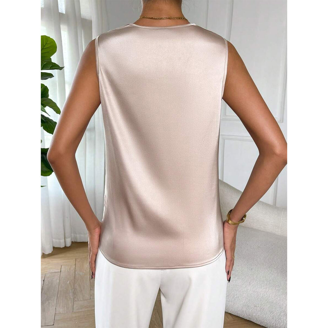 Dame top med dyb rund halsudskæring og elegant drapering Skovae