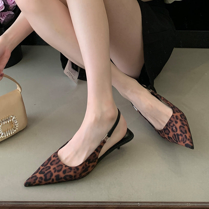 Dame Slingback Pumps med elegant design og spids tå Stilla