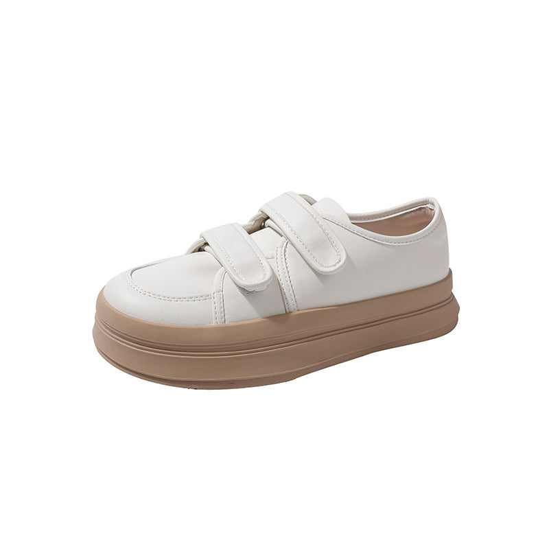 Dame Sneaker i minimalistisk design med praktisk Velcro-lukning Stilla