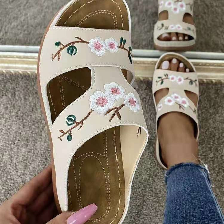 Dame komfortable Riemensandaler med blomsterbroderi og ergonomisk sål Stilla