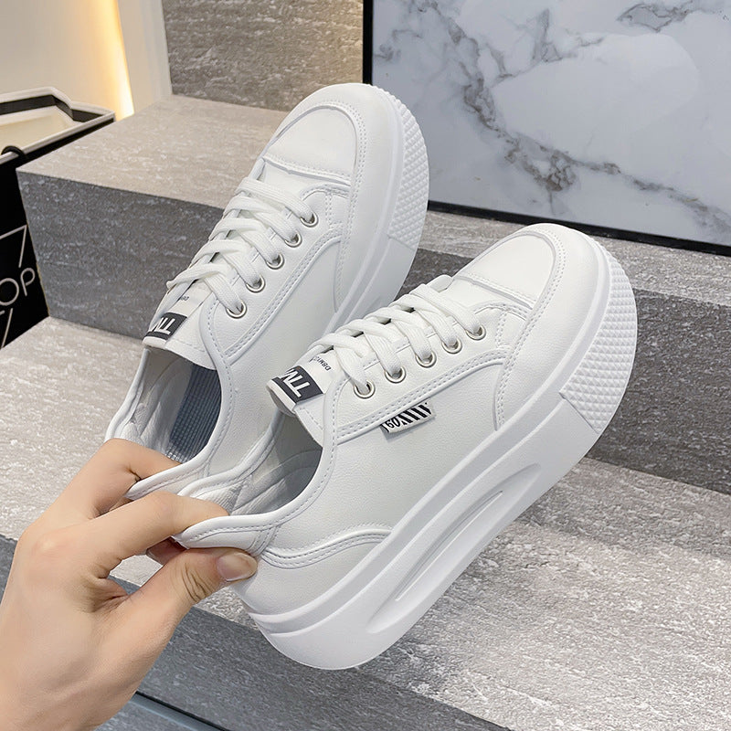 Dame sneakers med tyk sål og trendy design Stilla