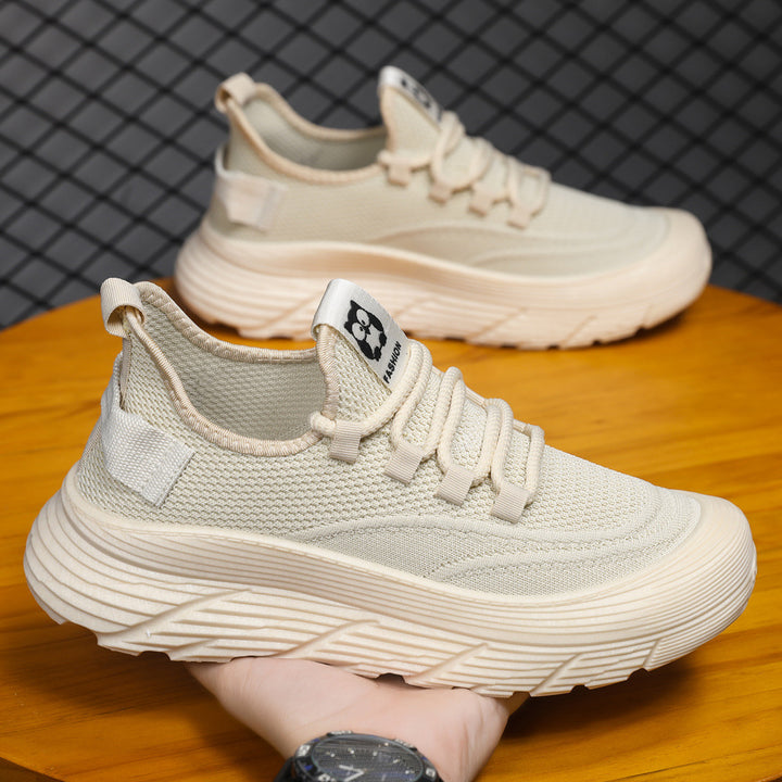 Dame lette og fleksible sneakers med åndbart overmateriale og skridsikker sål Stilla