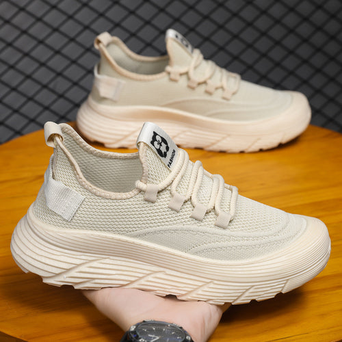 Dame lette og fleksible sneakers med åndbart overmateriale og skridsikker sål Stilla