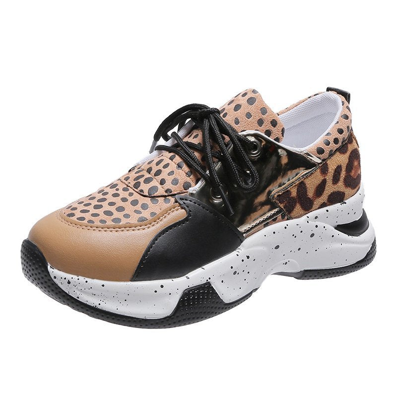 Dame Sporty Sneakers med innovativt fusionsdesign Stilla